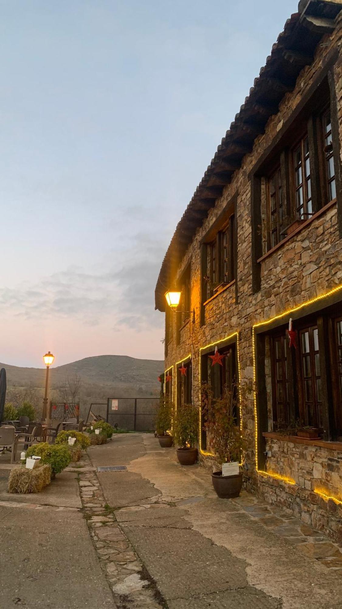 Al Viento, Alojamiento & Turismo Rural Pradena Del Rincon Eksteriør bilde