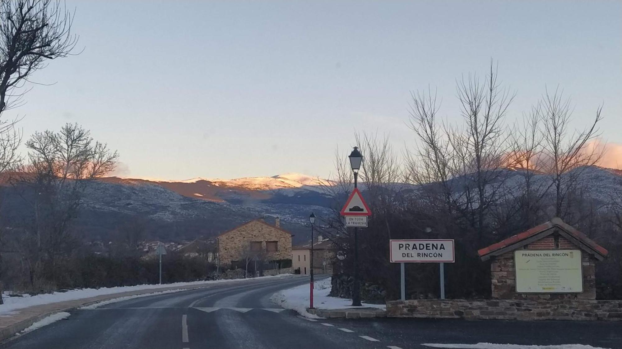 Al Viento, Alojamiento & Turismo Rural Pradena Del Rincon Eksteriør bilde